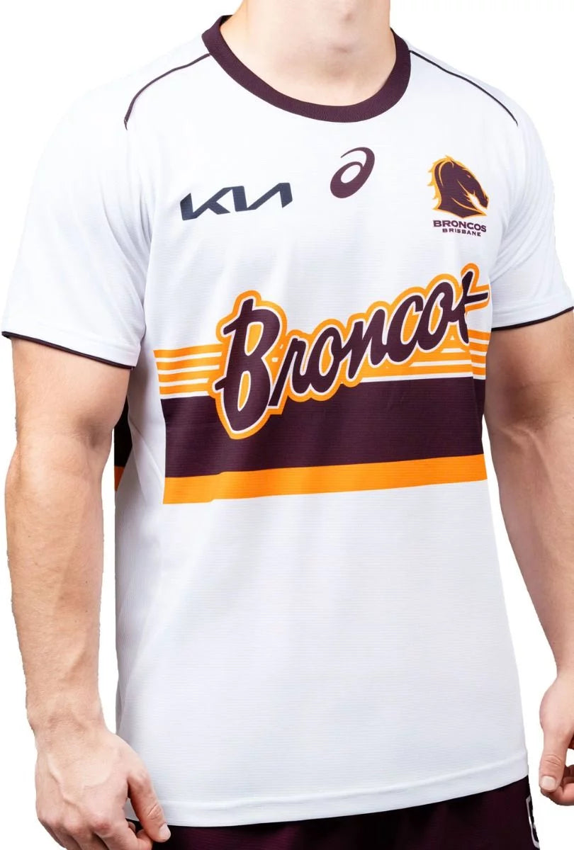 Brisbane Broncos 2025 Run Out Shirt