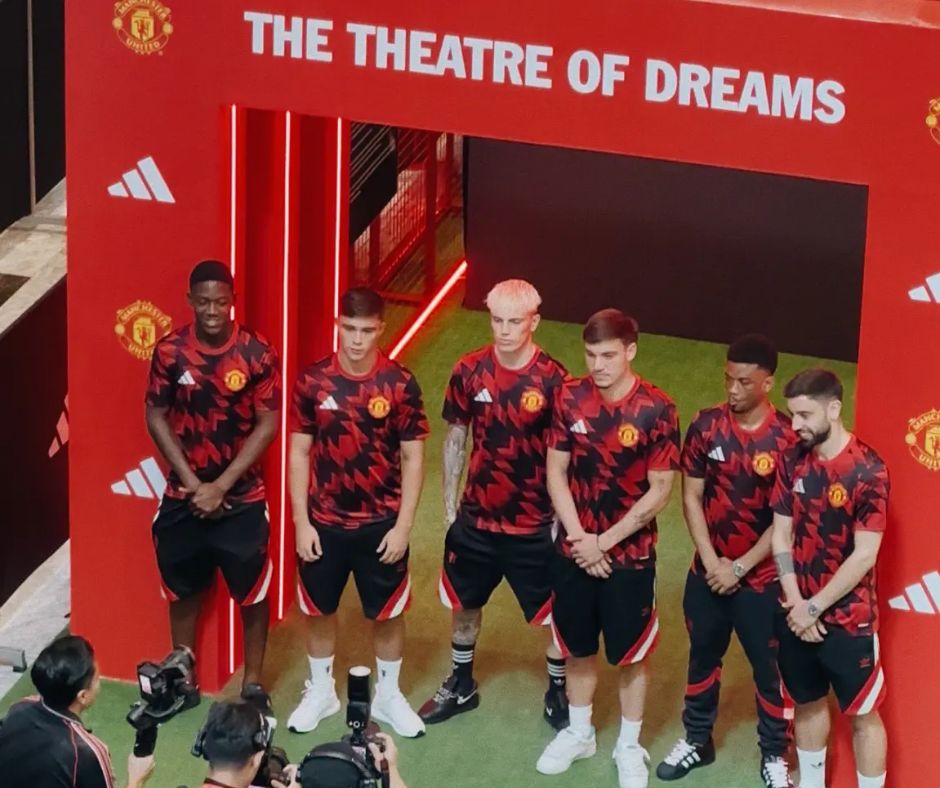 Manchester United 2025/26 Pre Match Jersey Shirt