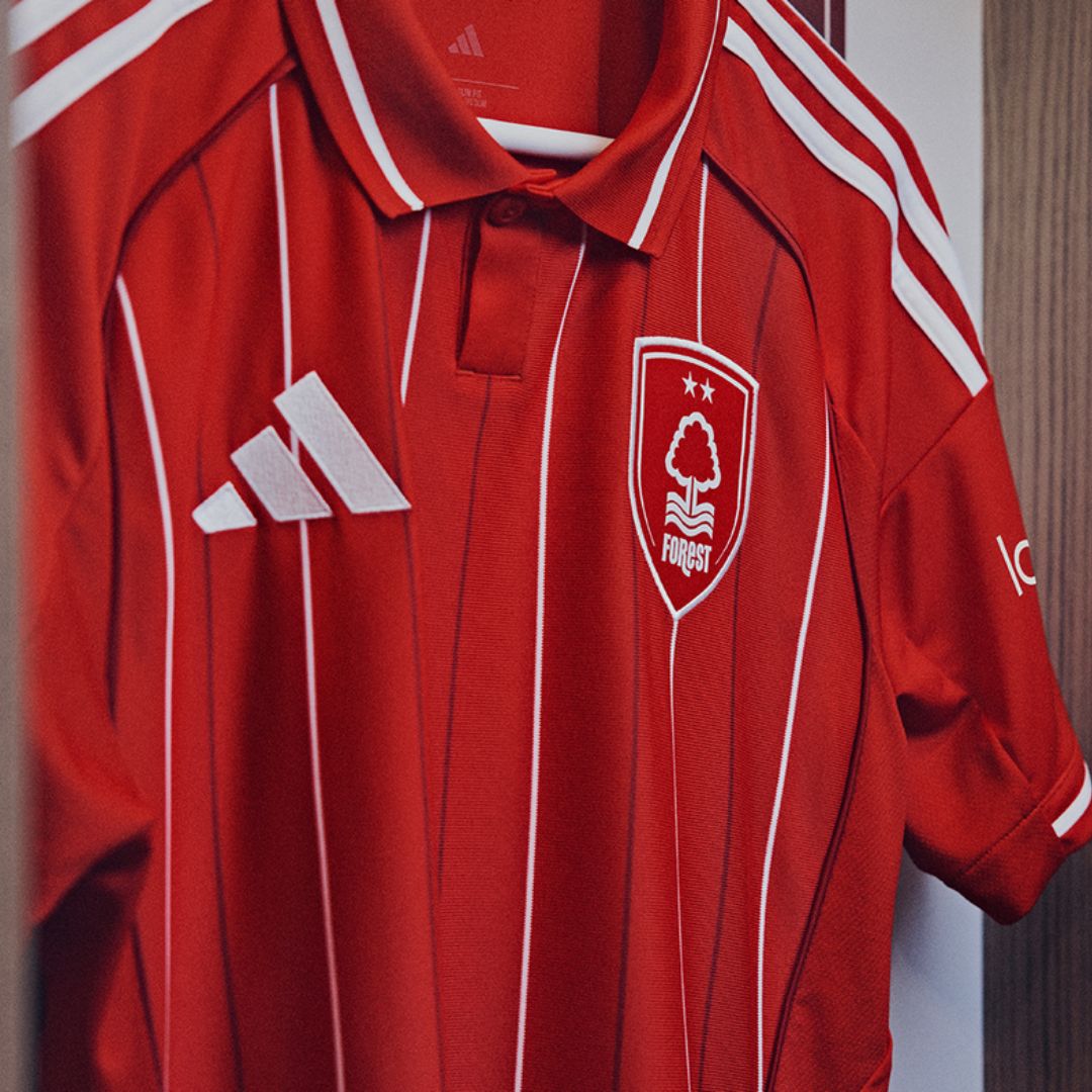 Nottingham Forest 2025/26 Home Jersey Shirt (Non Sponsored)