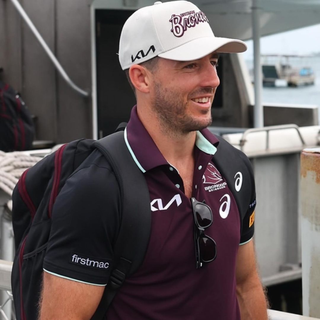 Brisbane Broncos 2025 Black Sleeve Polo Shirt