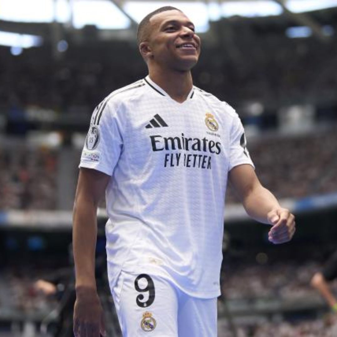 Real Madrid 2024/25 Home Jersey Shirt