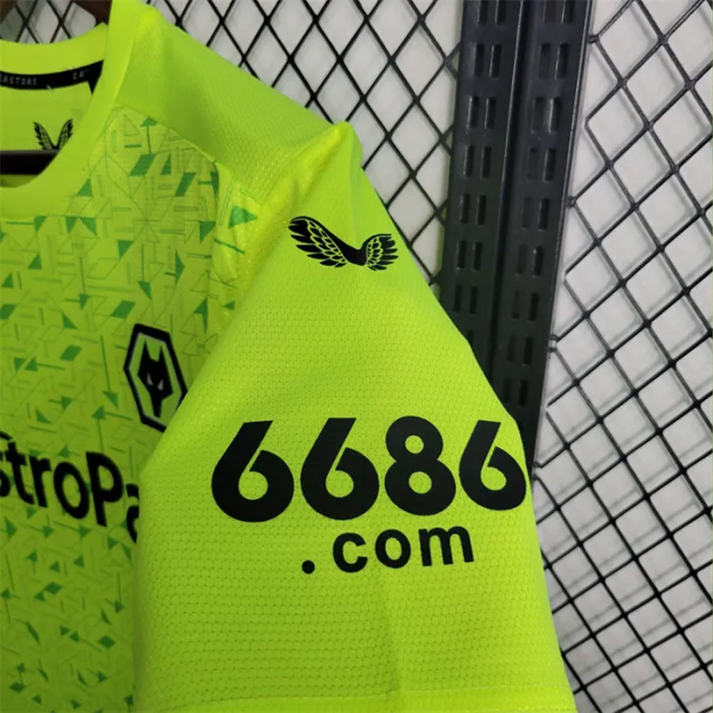 Wolverhampton Wanderers 2023/24 Goalkeeper Jersey Shirt