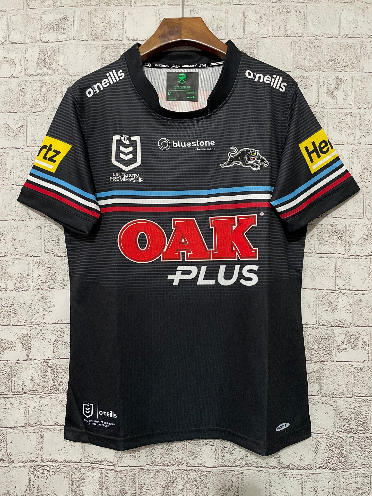 2022 Penrith Panthers Alternate Jersey