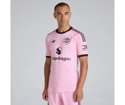 Manchester United 2025/26 Goalkeeper Pink Jersey Shirt Kit # 6